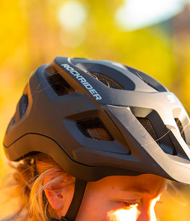Bike's Protective Gear  Delivery Anywhere In Canada - Decathlon