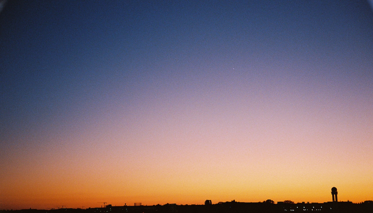 watching sunsets | Joanna Legid