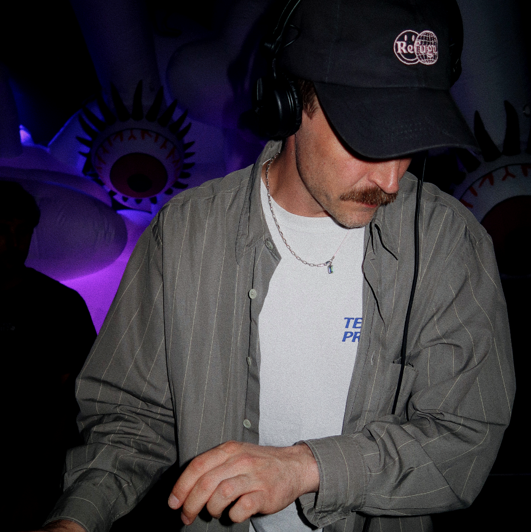 New Massage | Telephones