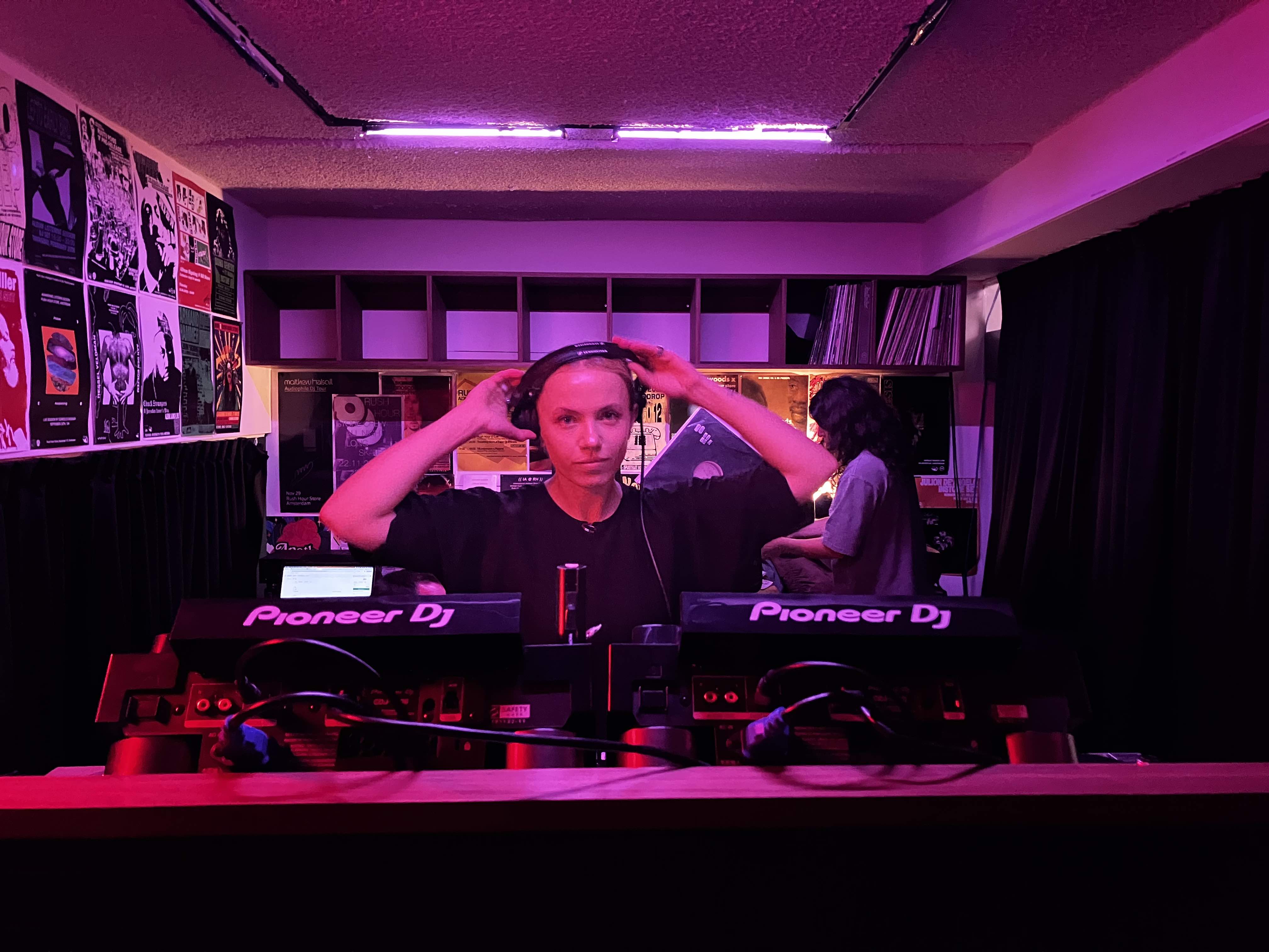Live from Rush Hour @ ADE | ChewChew