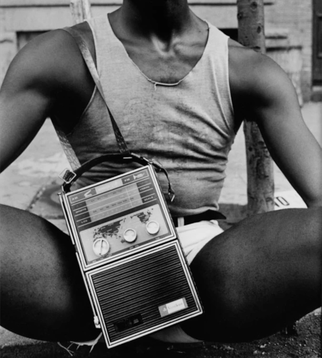 The Busted Bongo | D. Strauss