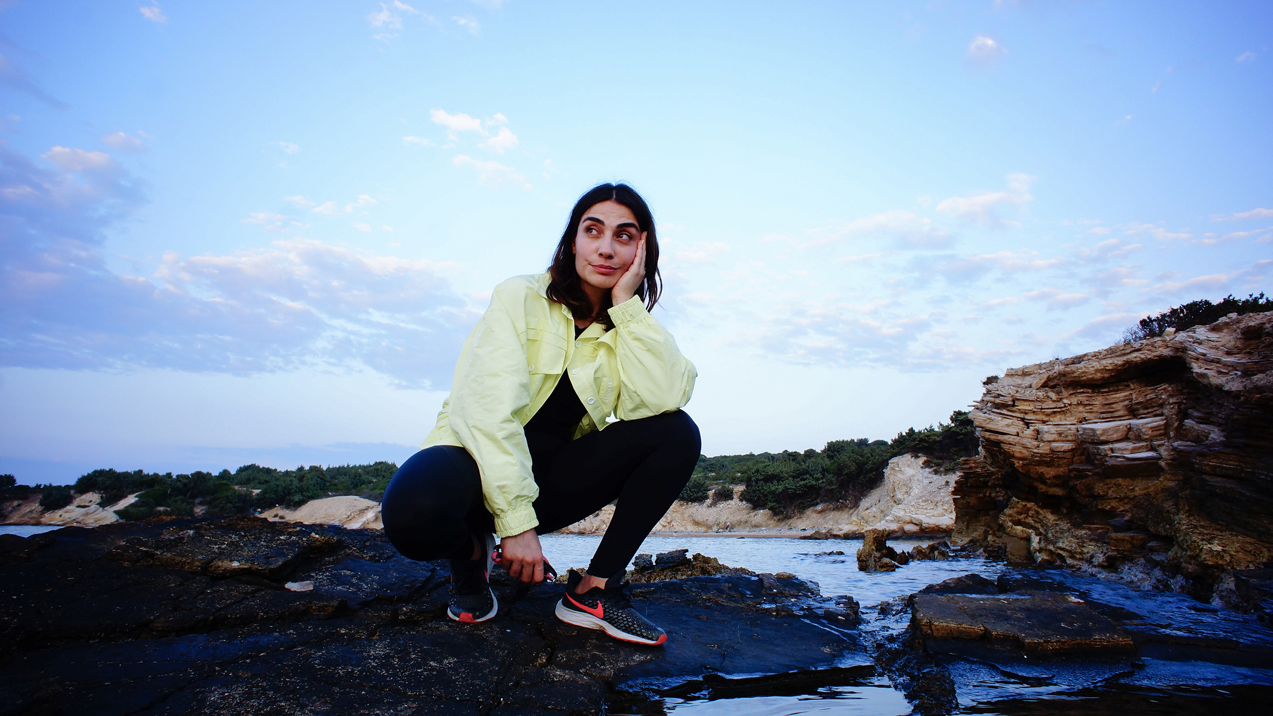 Love On The Rocks | Zozo