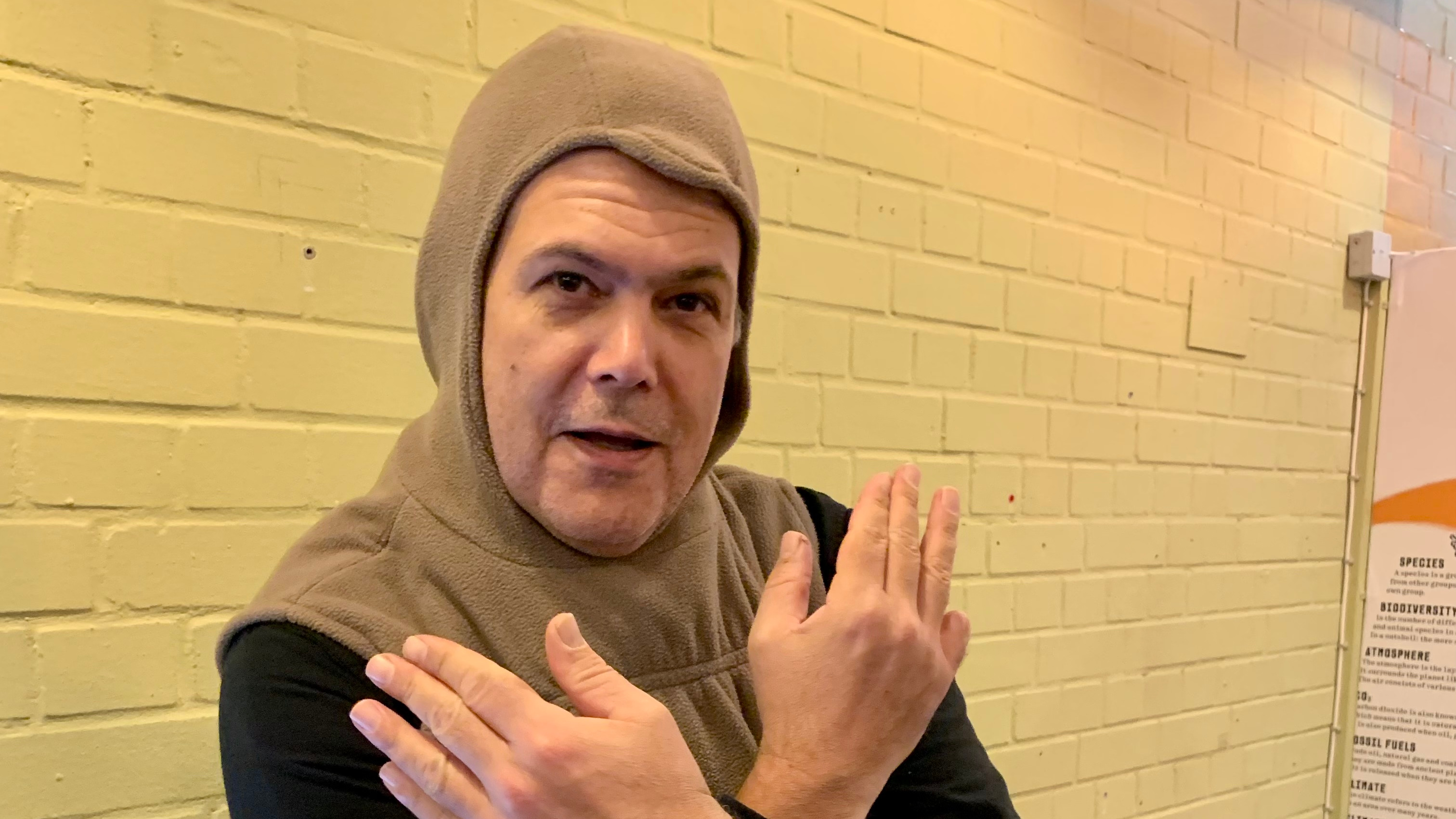 The Little Finger Show | Nick Höppner