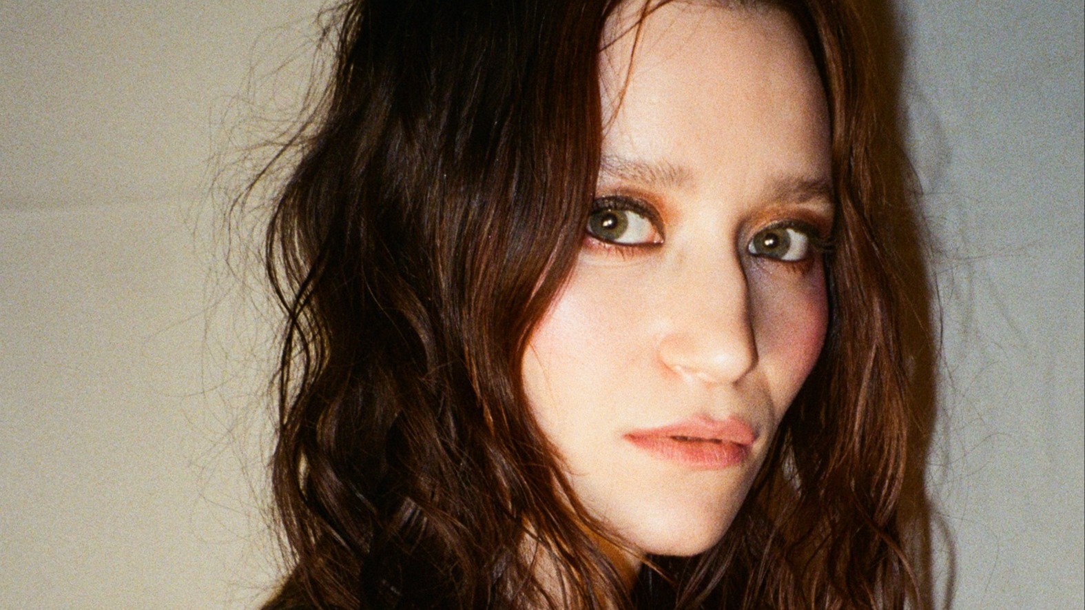 Root Radio | Diana Azzuz