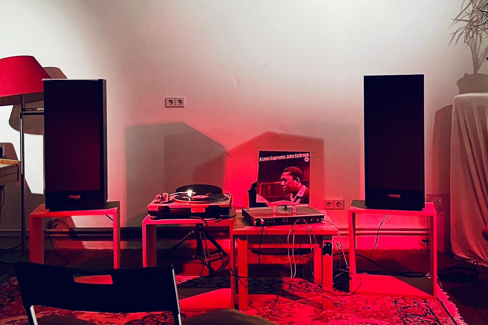 Dimitra Zina invites: Juiced Listening | Juiced Listening and friends 