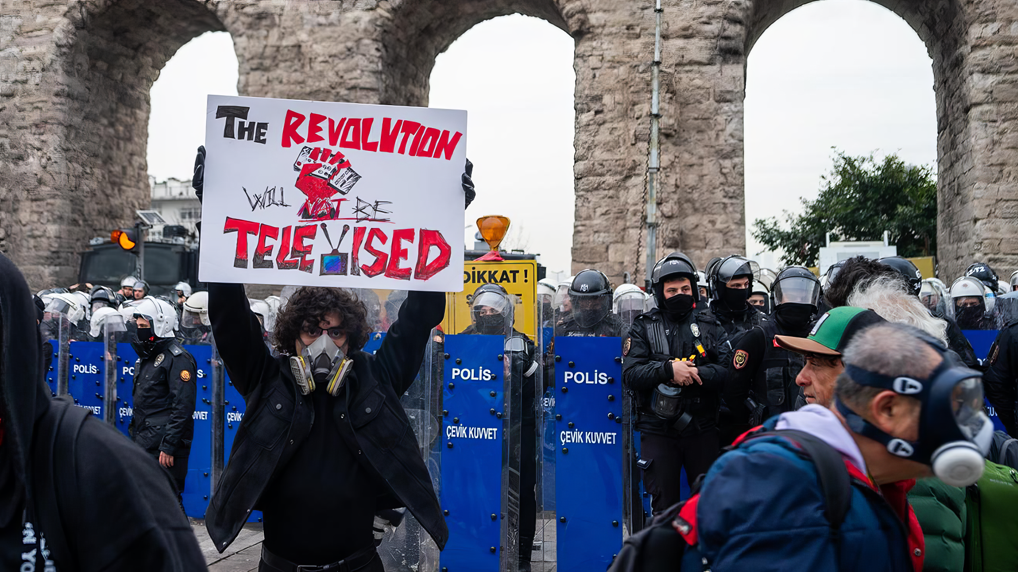 GENÇLİK BİAT ETMEZ  | COSMOS & IDGK