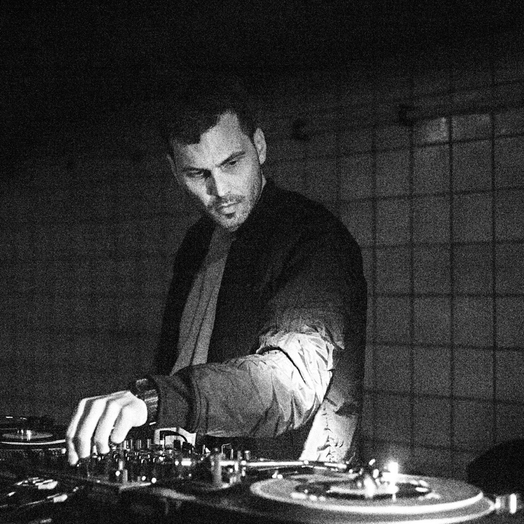 The Gloveman Hour | DJ Hops