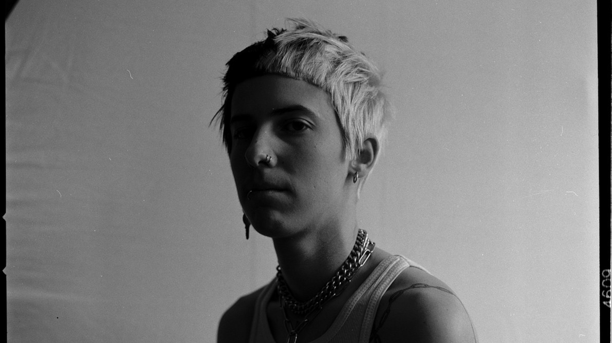 GOODBYE OONA HELLO FLAT CHEST | MORT-MOI 