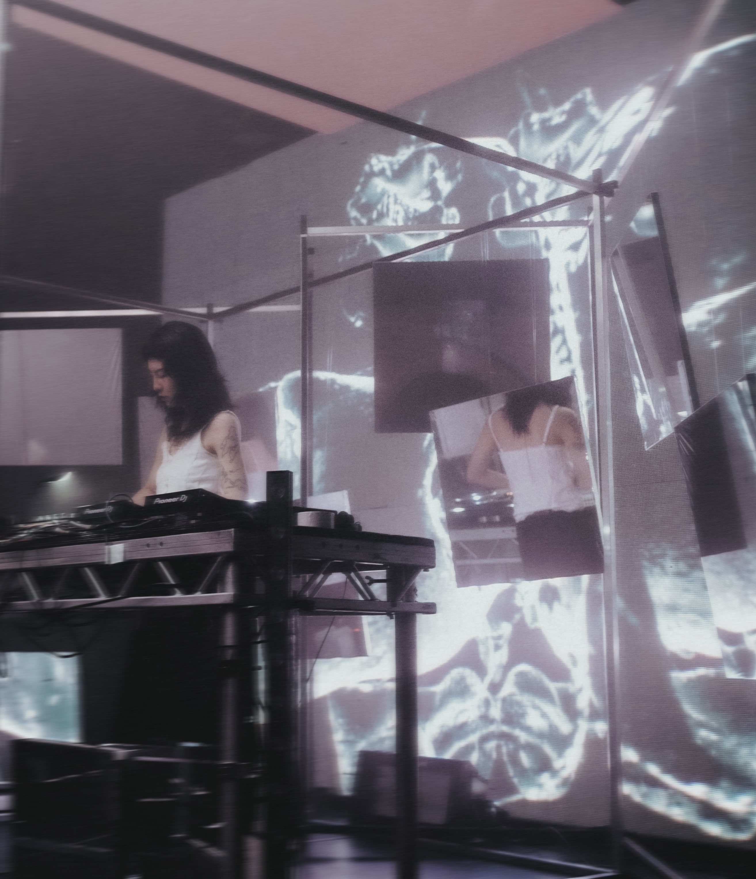 Jia La | Nanzhen Yang