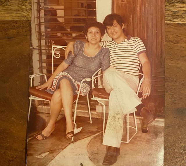 Buenas Épocas de El Salvador! | Radio Vampiro