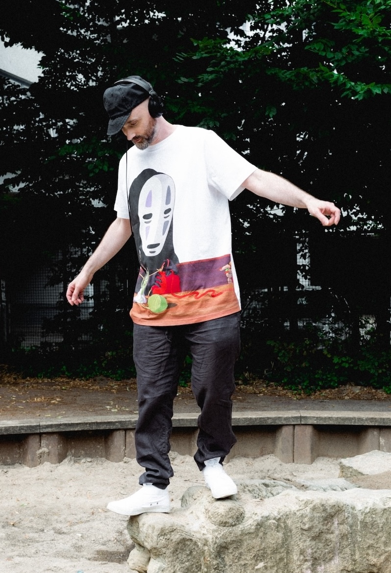 61 Colours | kidkanevil & Shelf Nunny