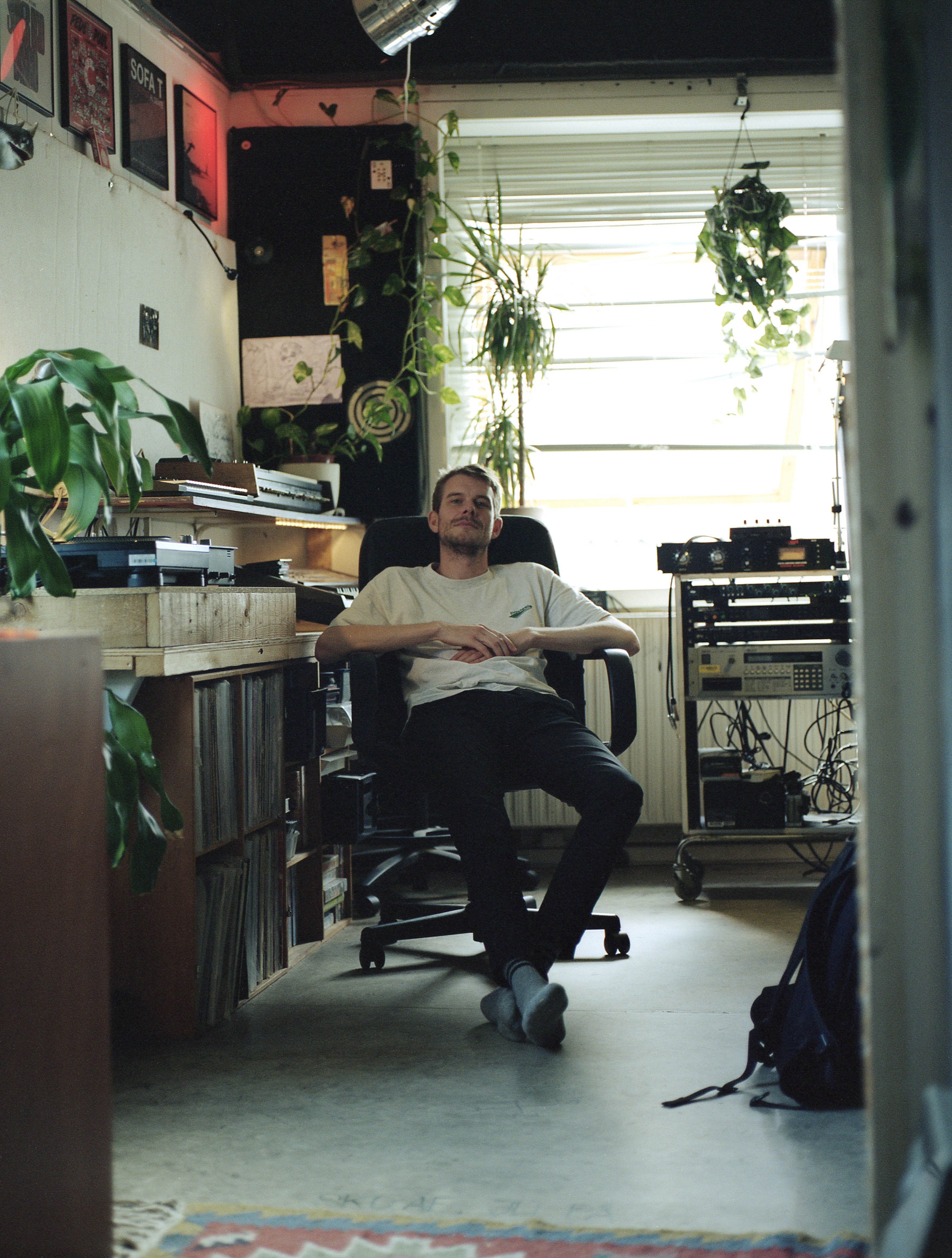 Solar Narratives | George Snow & Shatter Hands