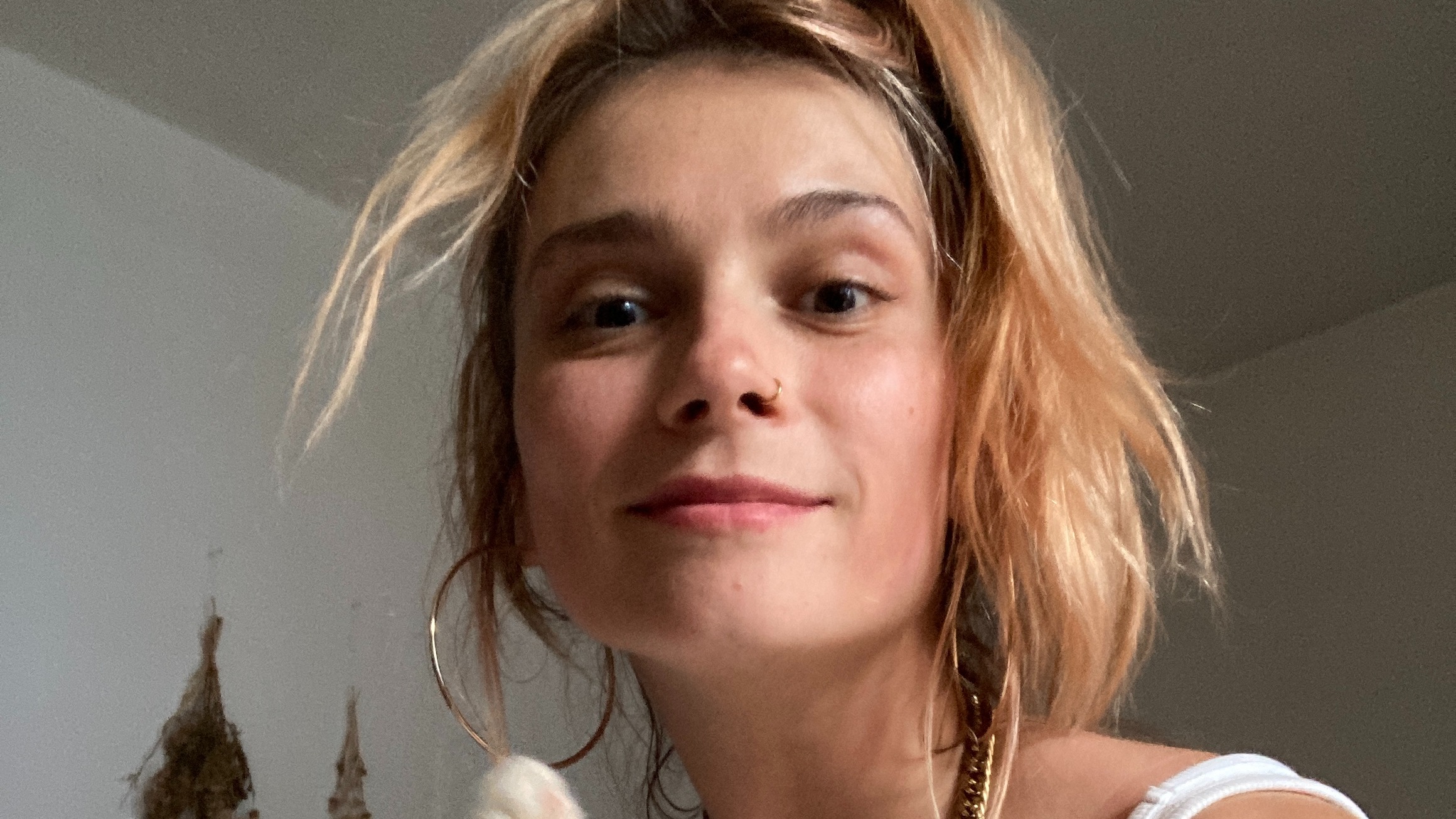 Sunday santos | Dirty Paw