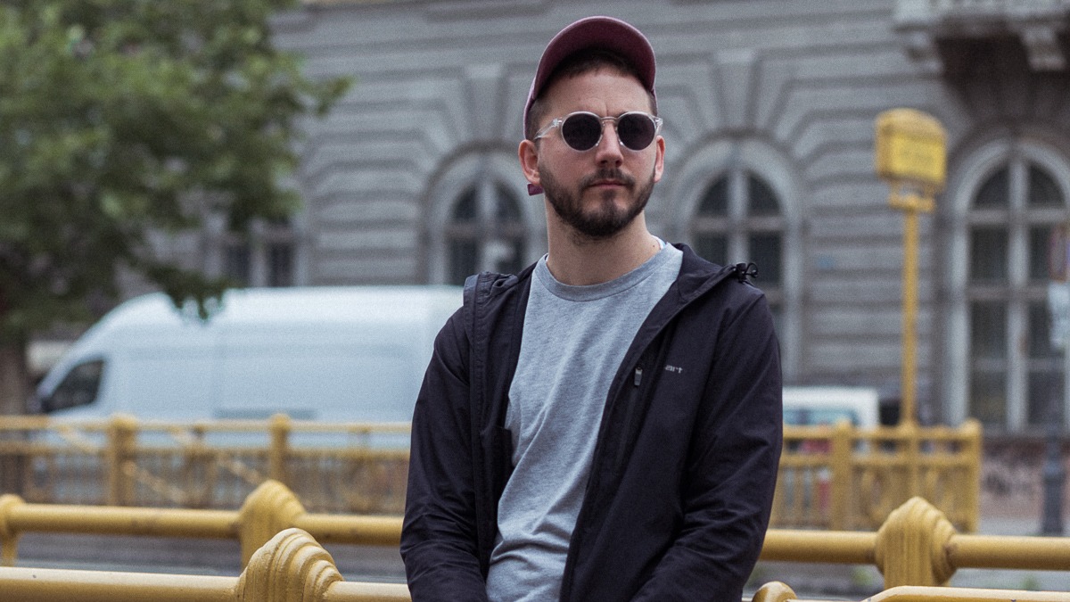 Shades Of Oshu | Àbáse