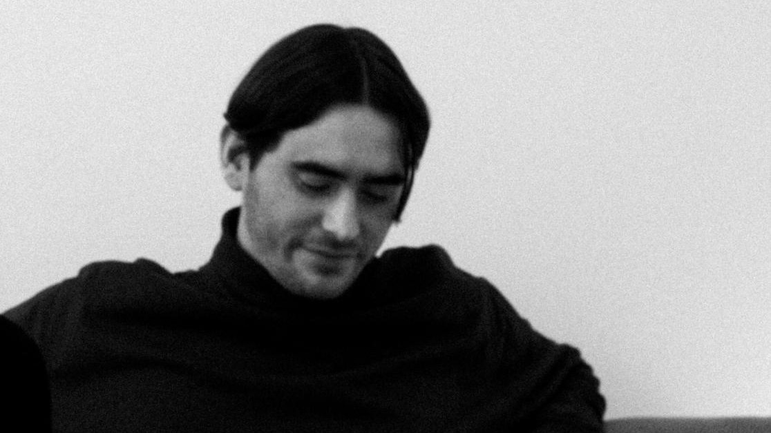 Minimal Requirements Takeover | Floral Notes