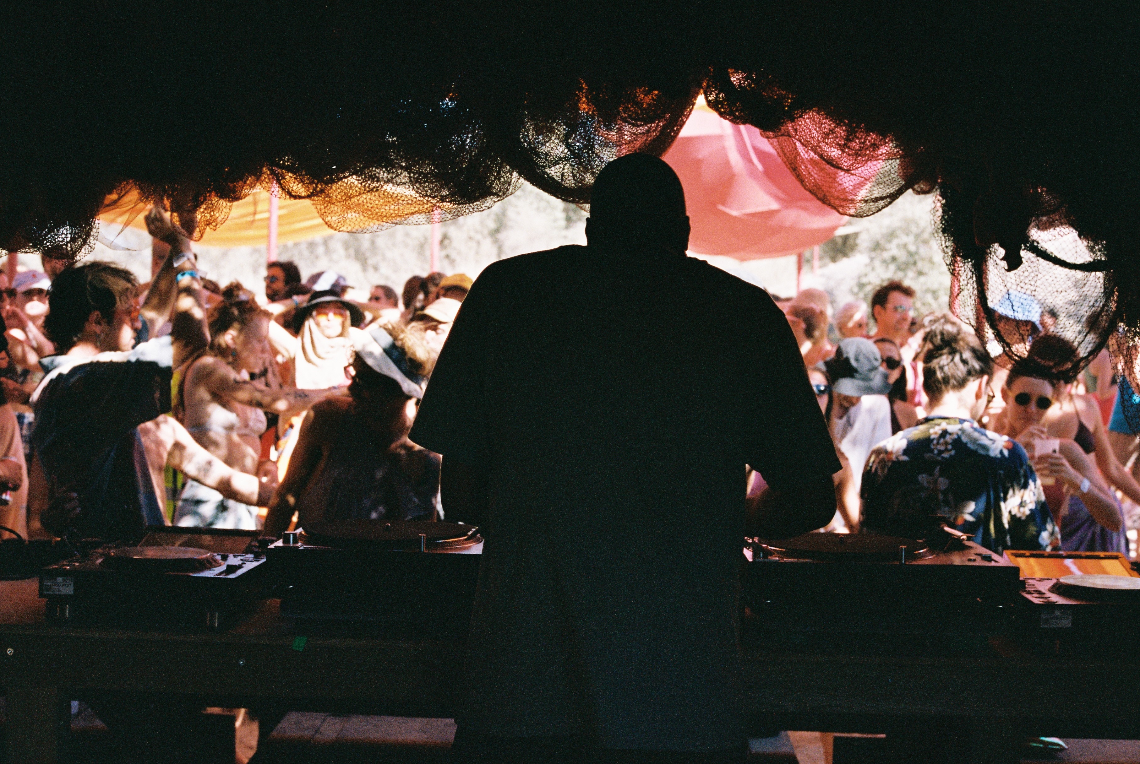 Richard Akingbehin | Residency