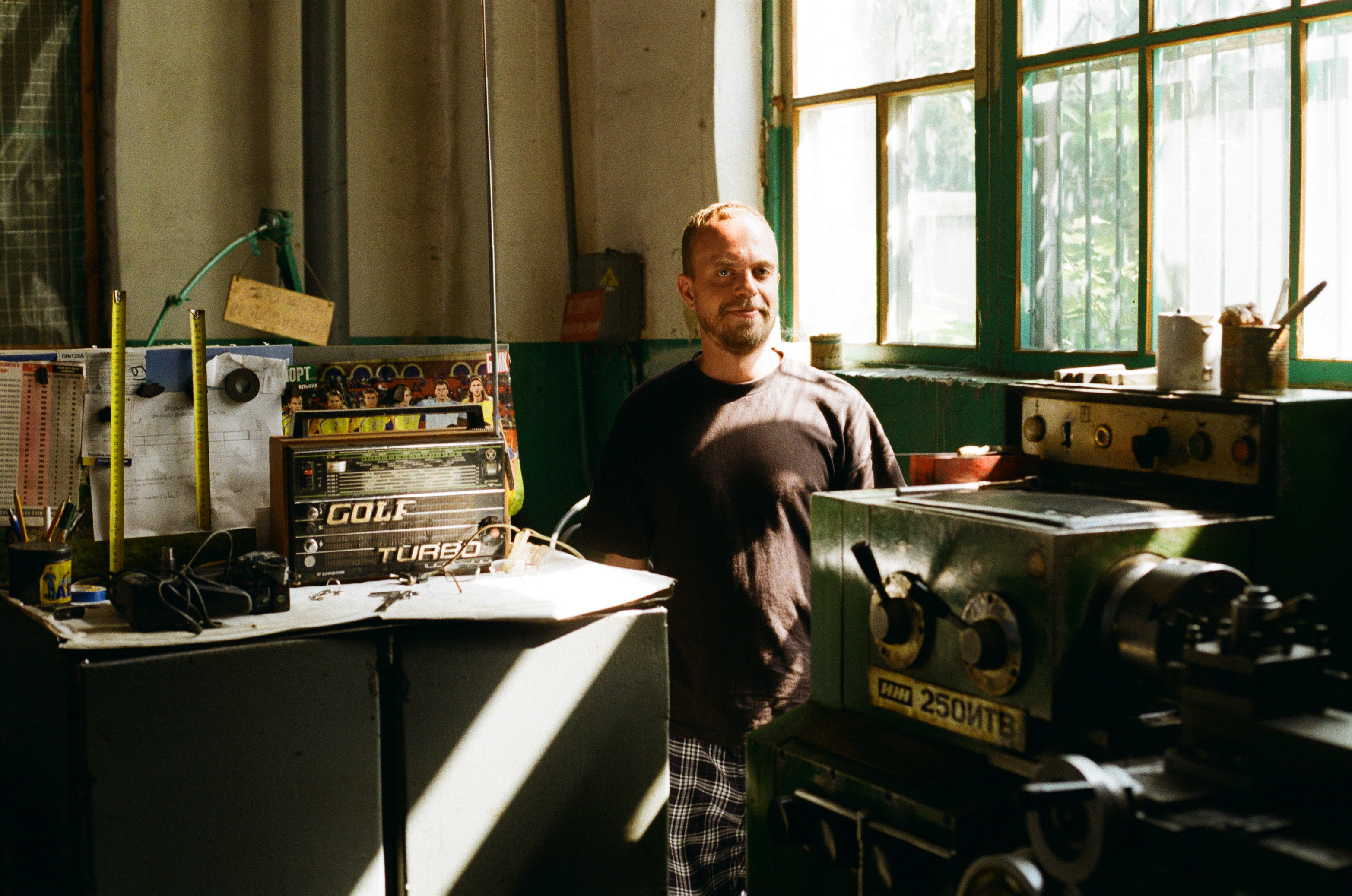 TWIRL! | Serge Jazzmate