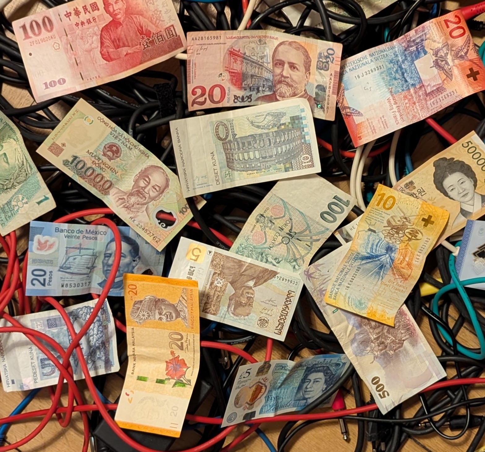 New Massage | Telephones