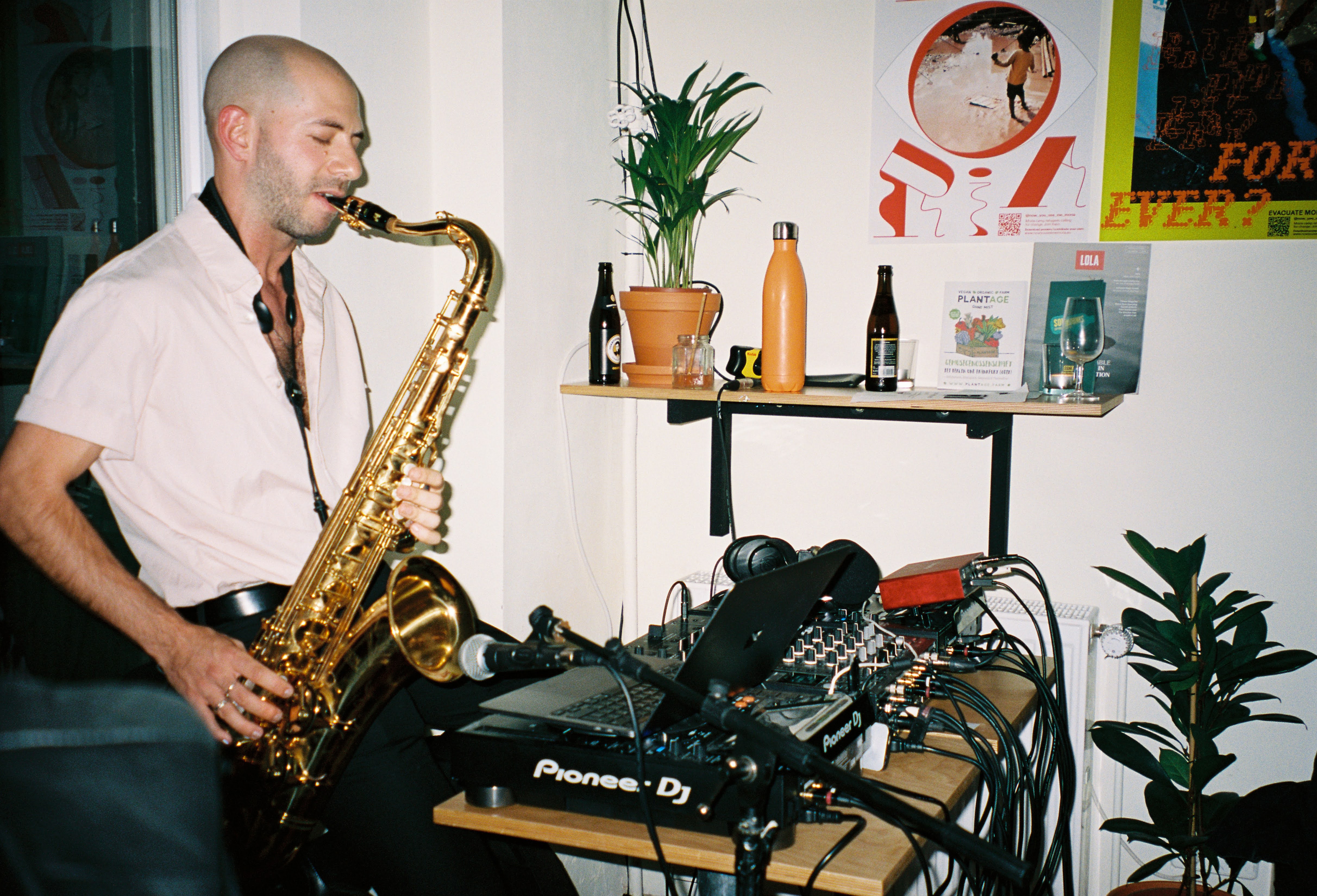 Loket | The Heroic Dose