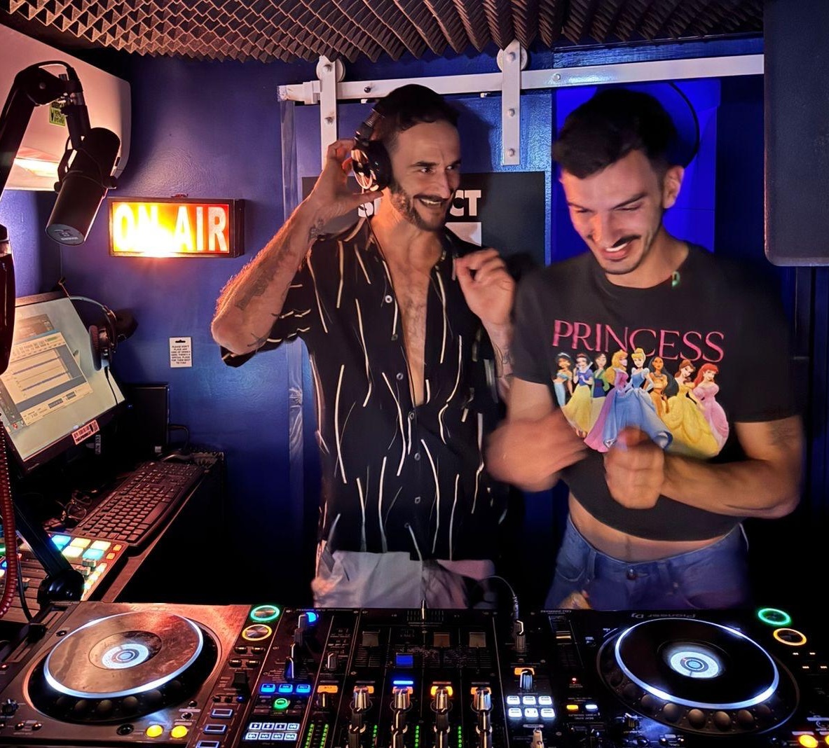 Golden Hour: Lifetime Music | Jade Gola & Gegê