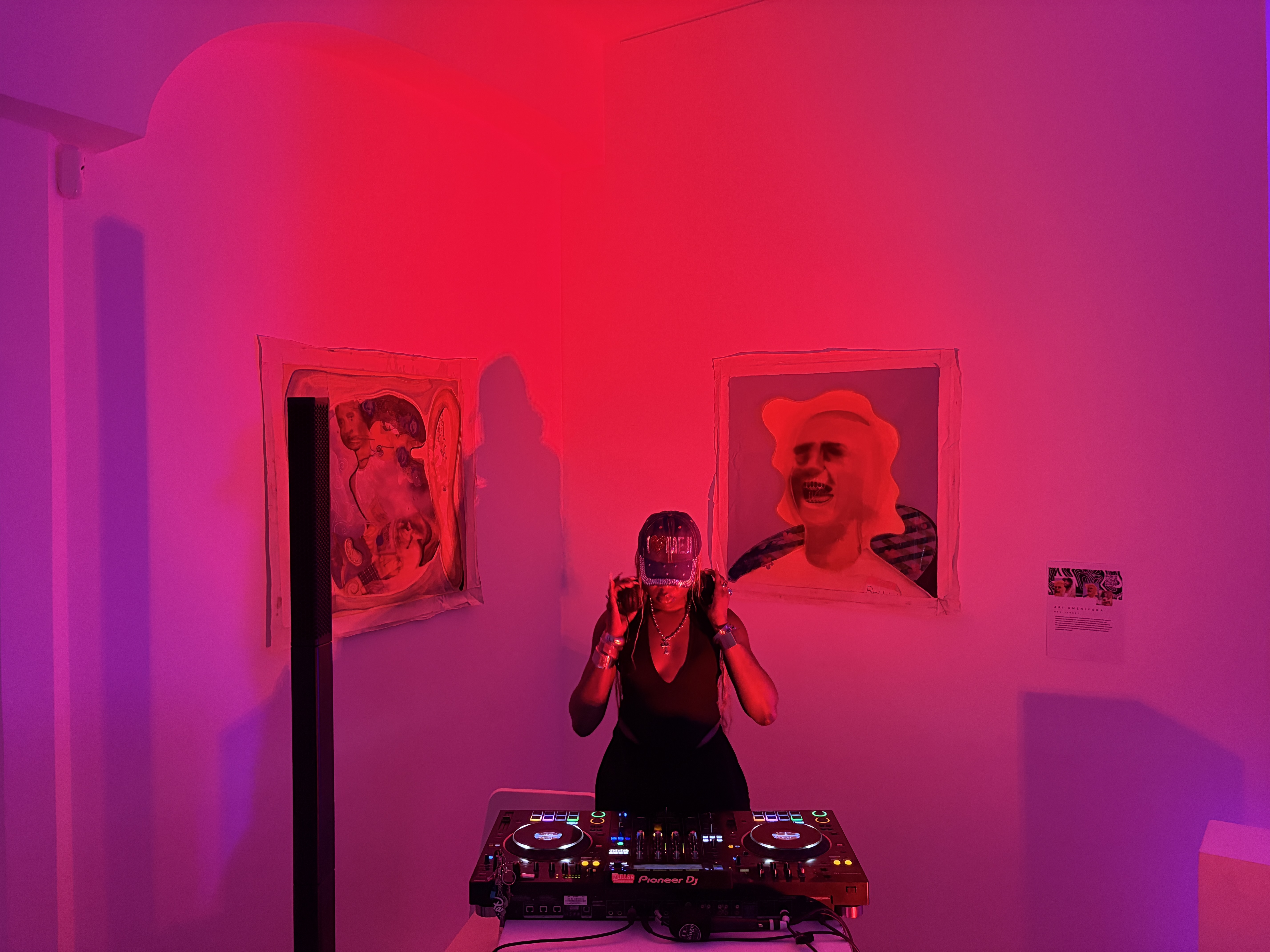 T11 x Paris Fashion Week | AMARA