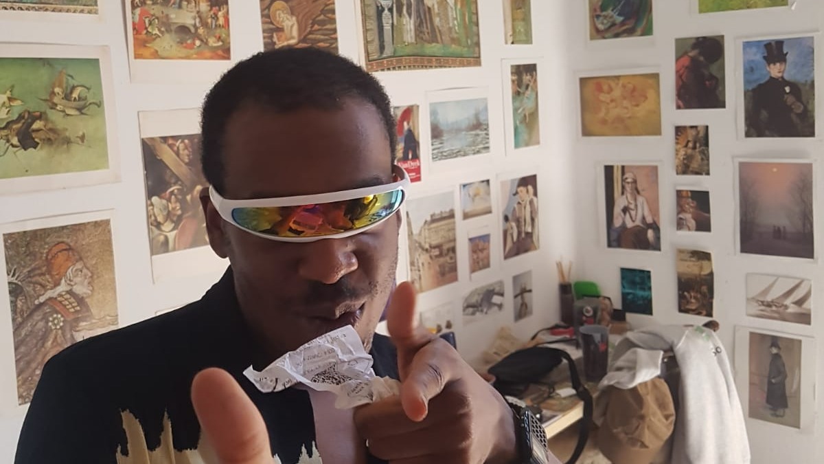 Someone Call 9-Fun-Fun | Bridontknow