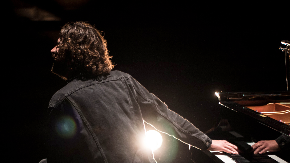 Smells Like Troubole: Colours of Now