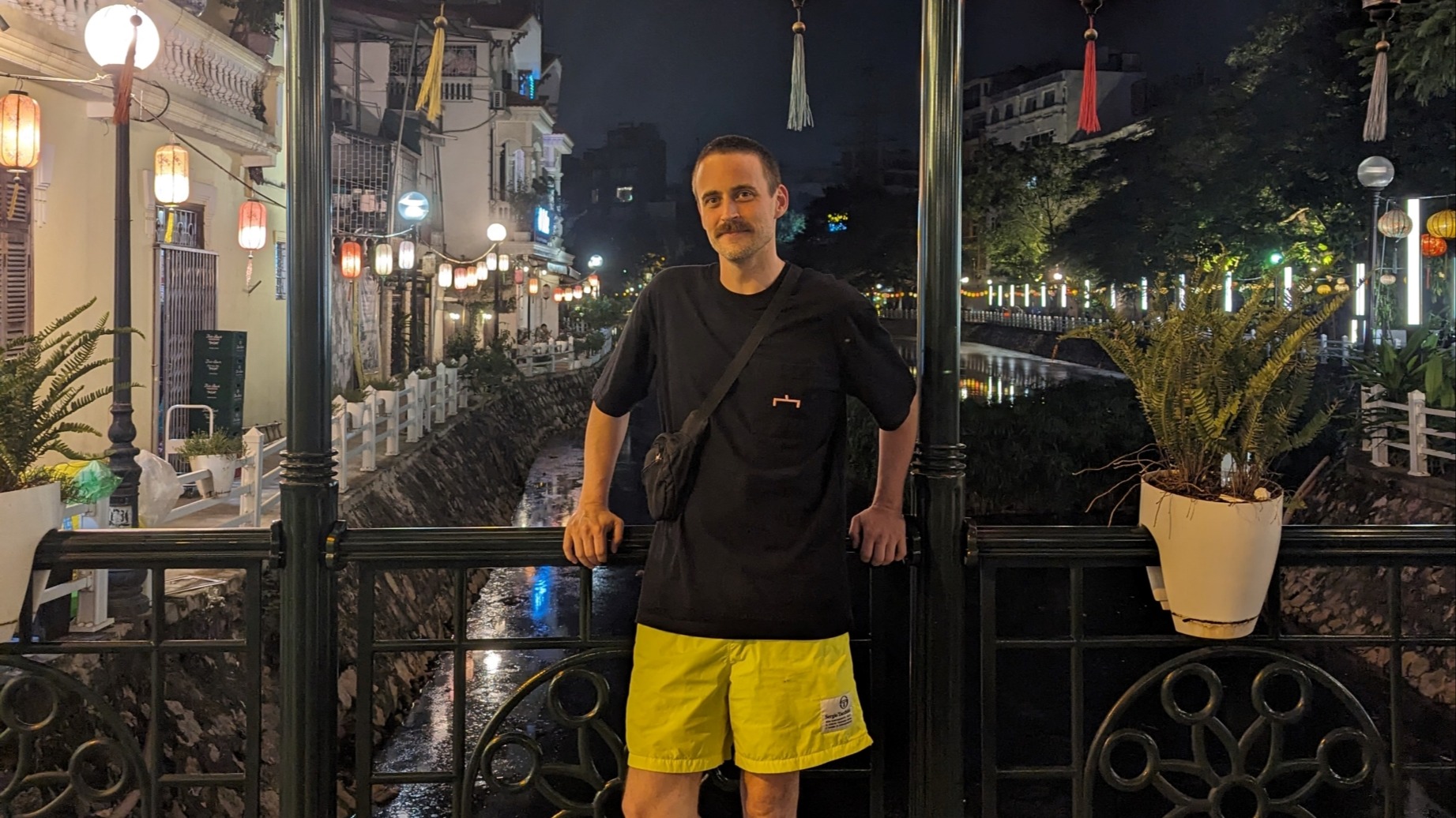 New Massage | Telephones