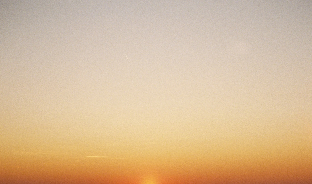 watching sunsets | Joanna Legid