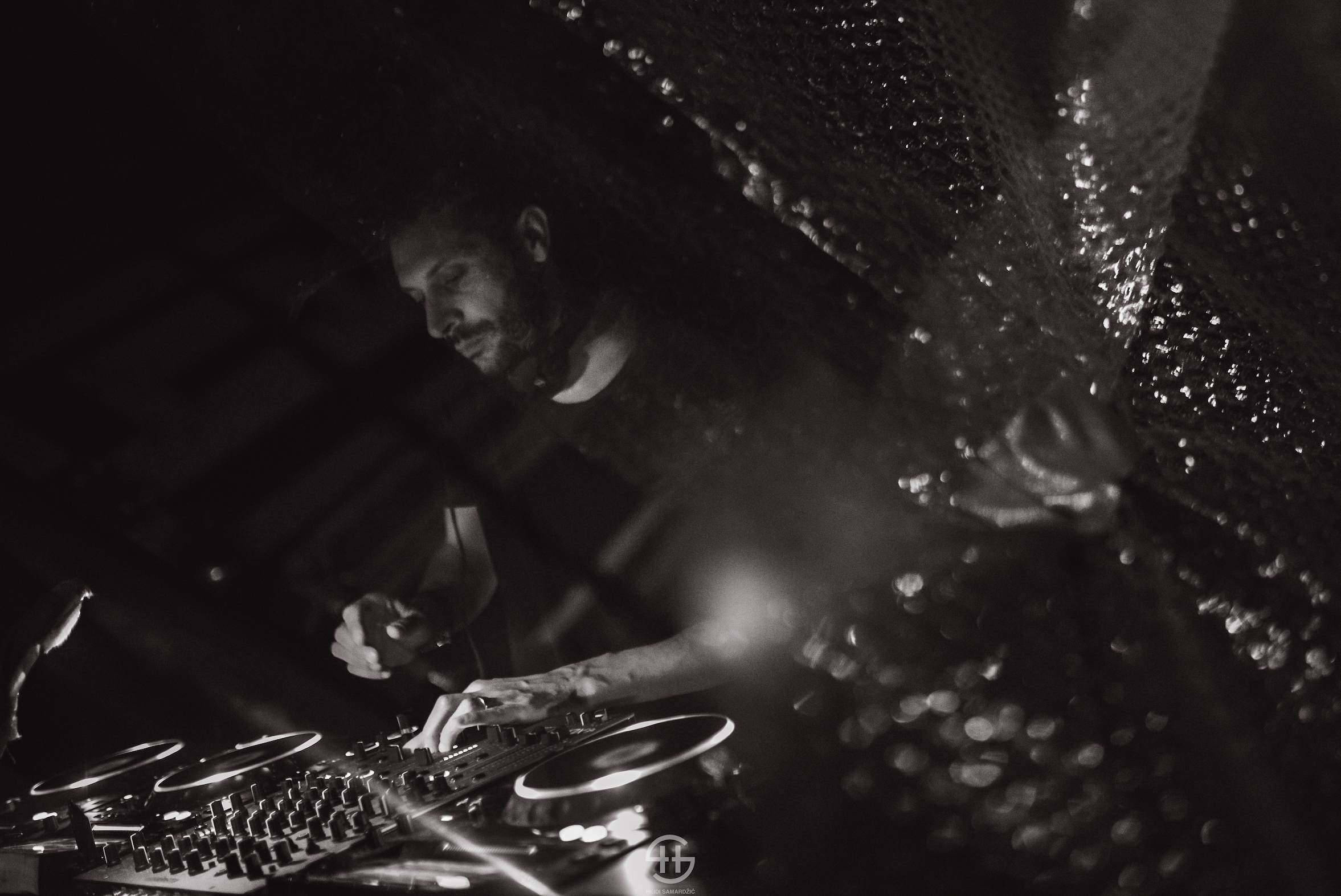 Deepartment | Claudio PRC