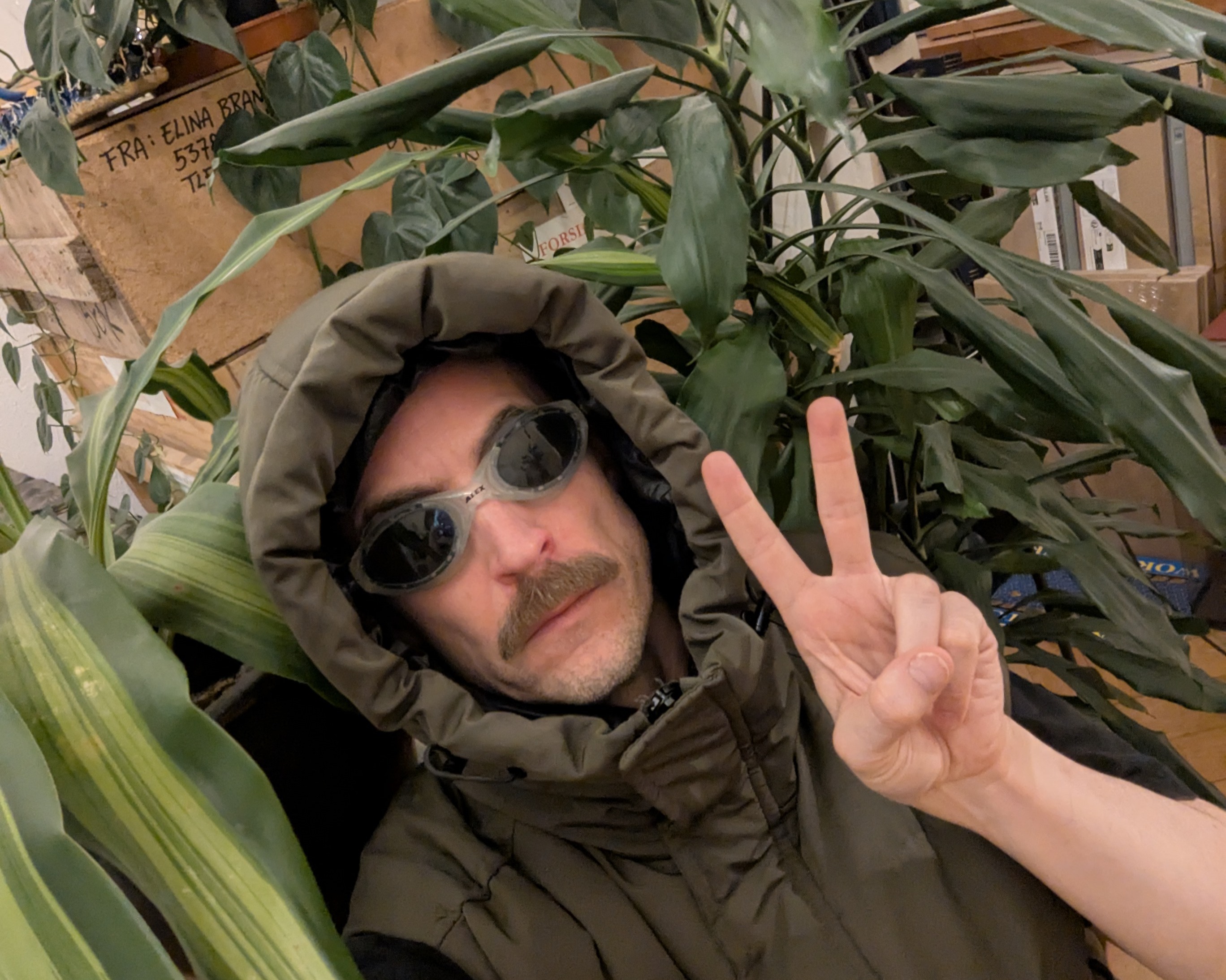 New Massage | Telephones