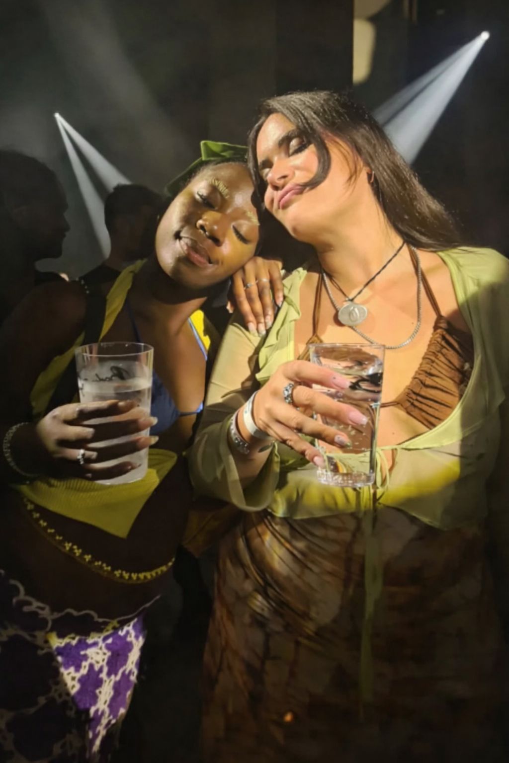 Pieces Chess Club | MI-El & Sonia