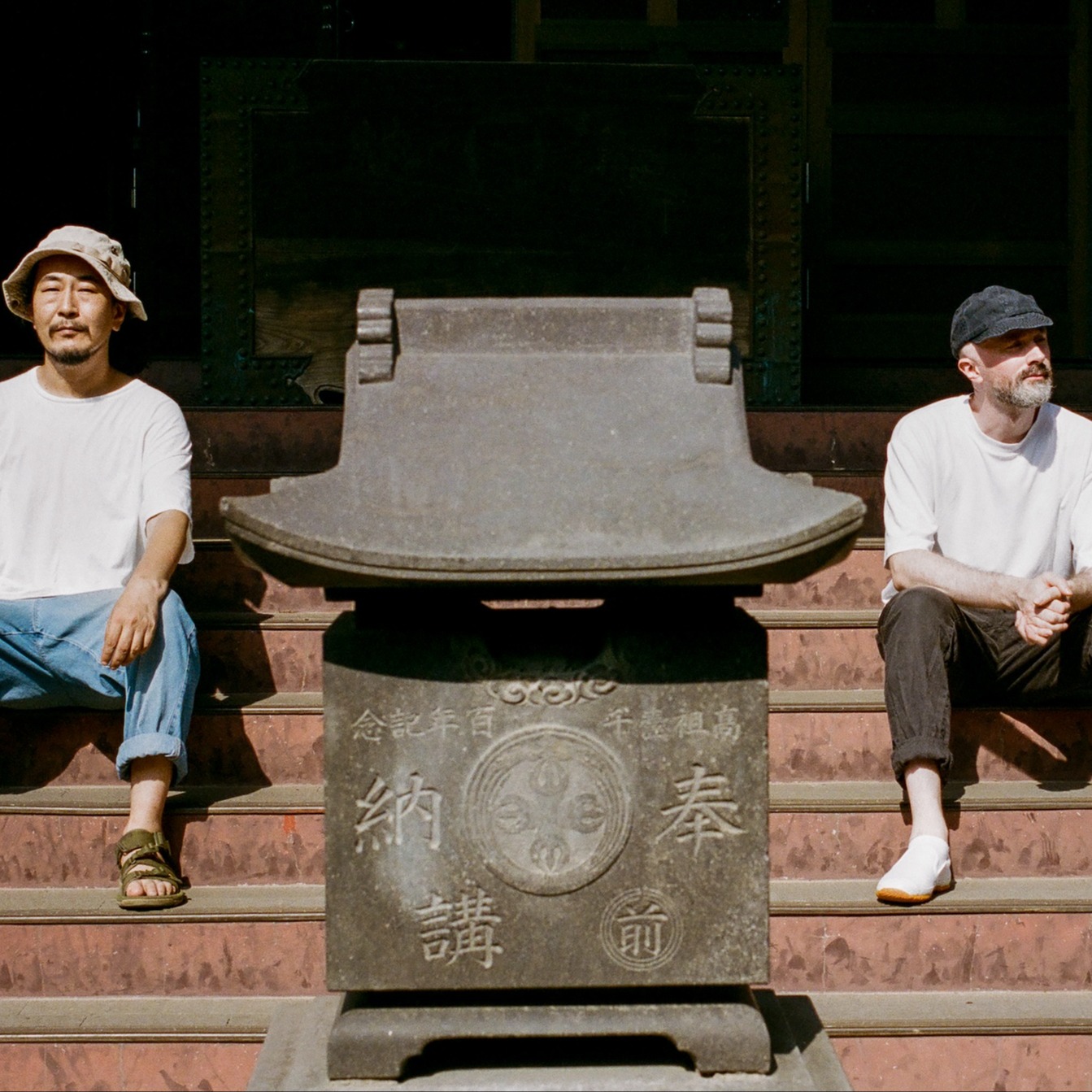 61 Colours | kidkanevil & Daisuke Tanabe