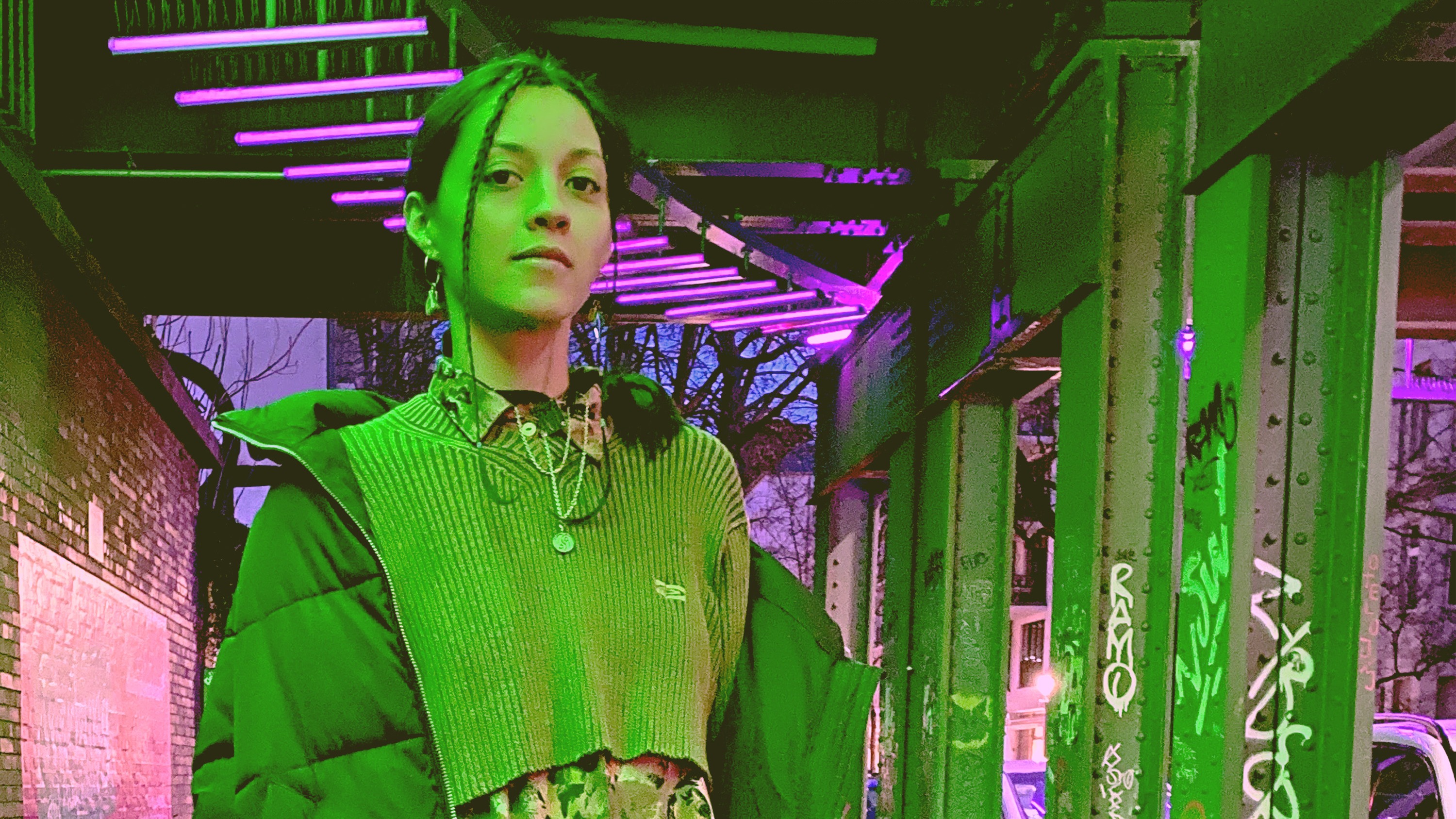 Beyond of_line | Berenice Llorens