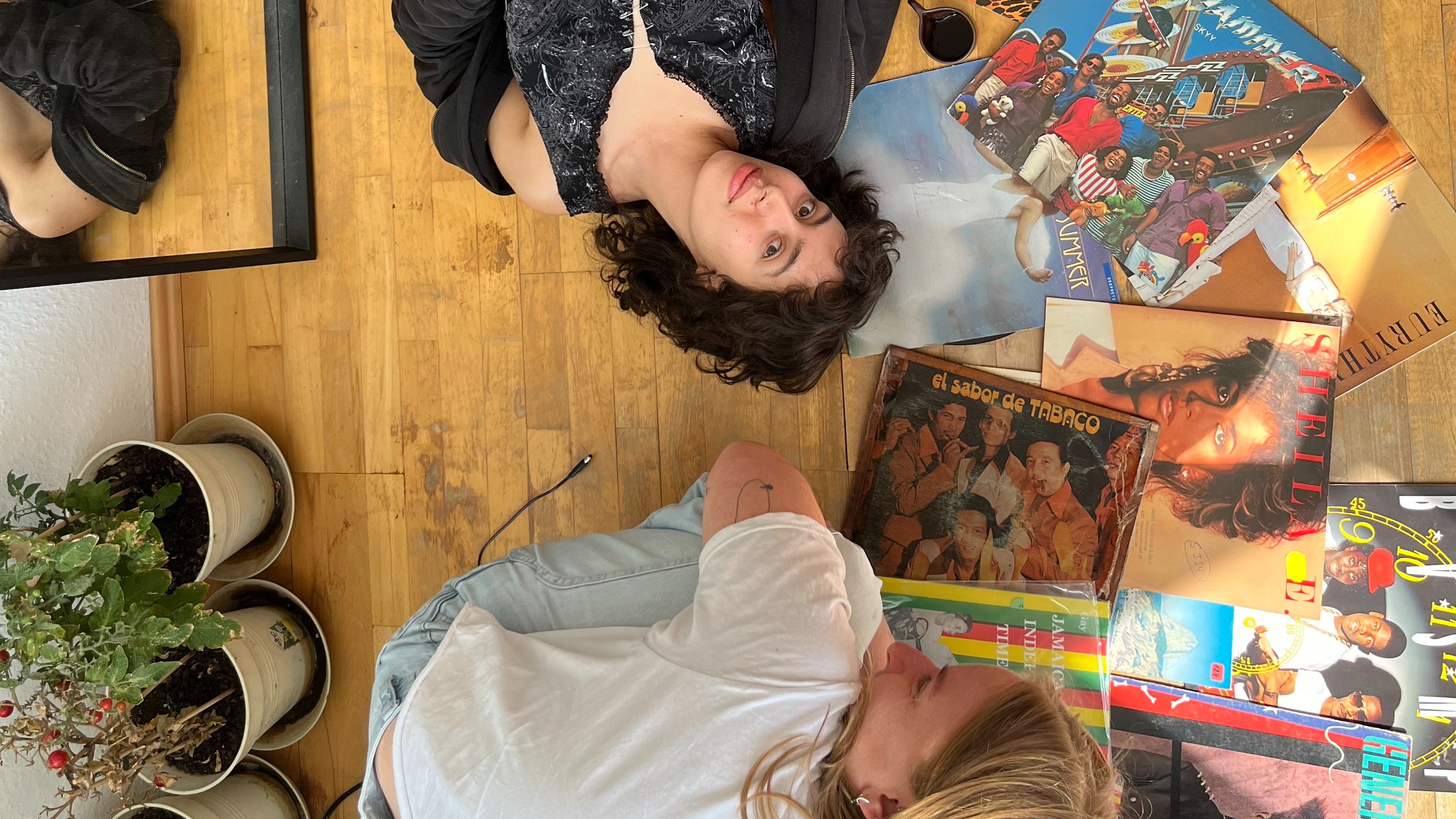 amphibie | eioo & mala leche