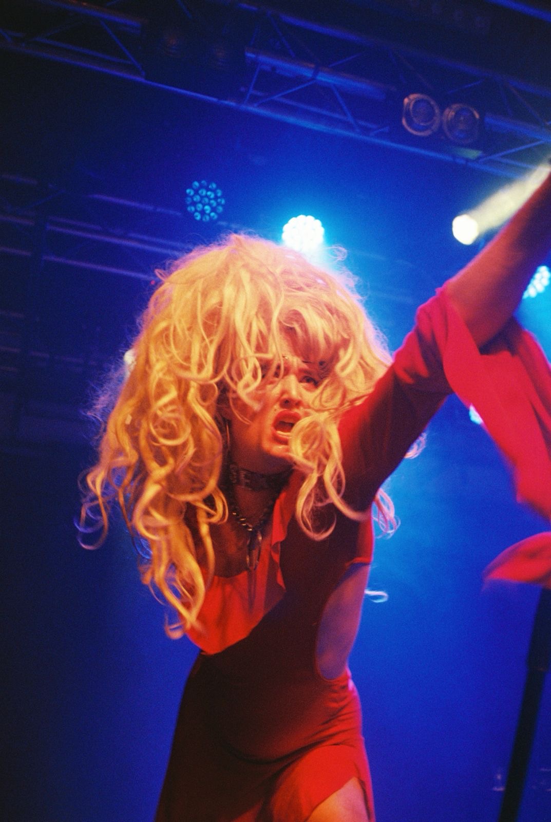 SHEENA IS On The Radio | BLEACH