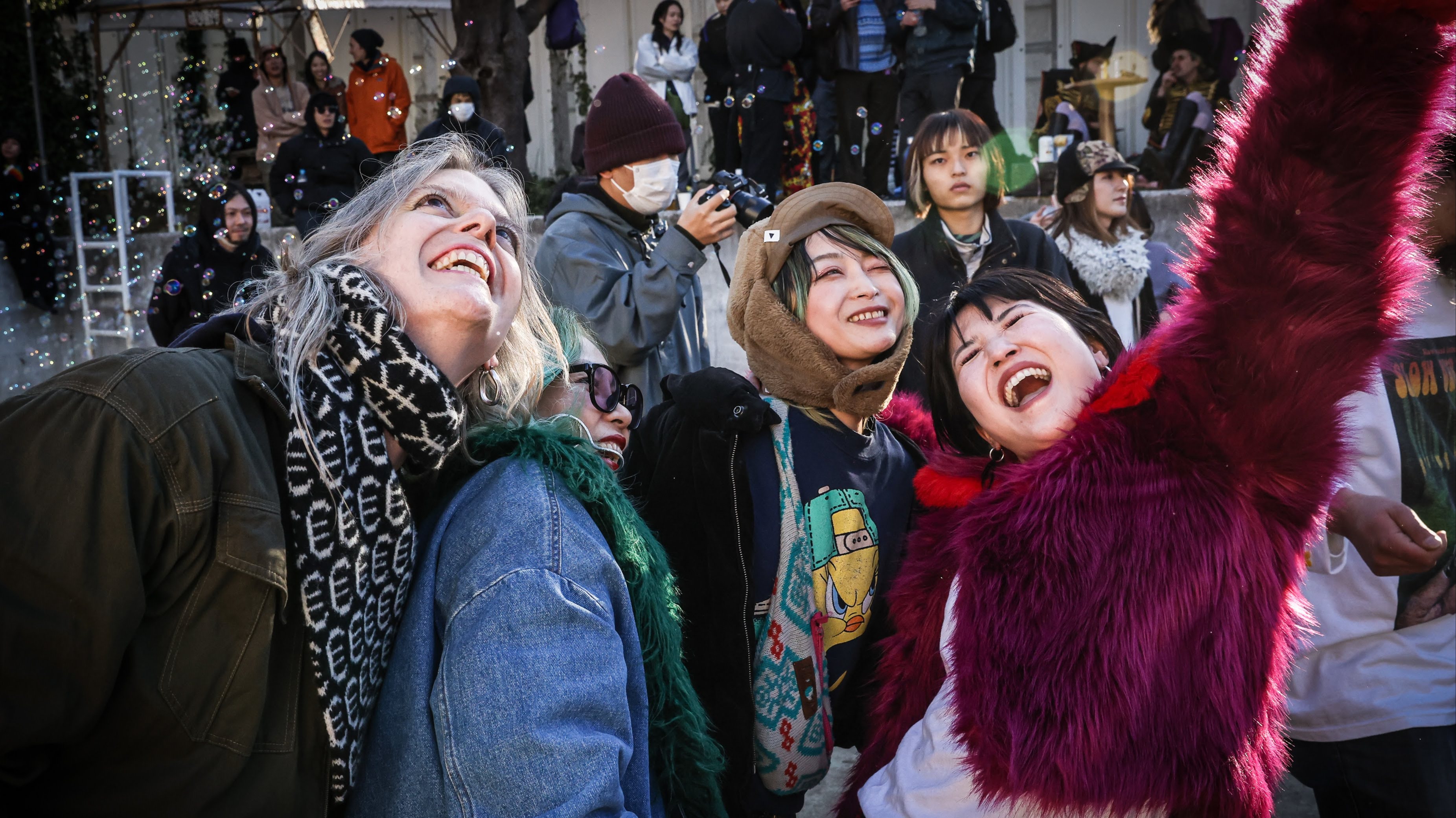 SLICK TAKEOVER | 7e, Mari Sakurai & Elin Mccready 