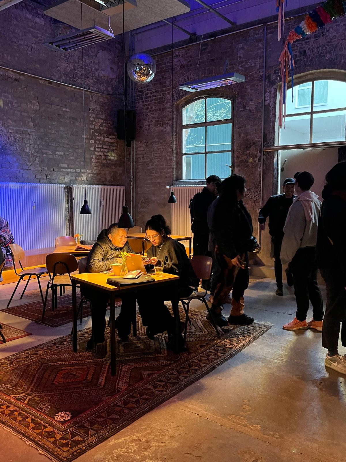 ambivalent location meets... | Mav Nuhels, Luz Marina Bernal & gugol maps