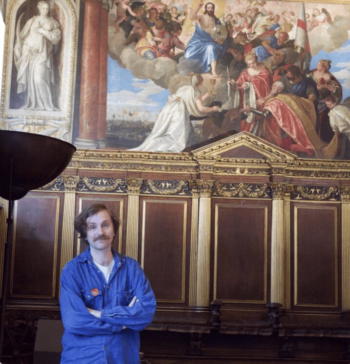 Hot Concept | John Loveless