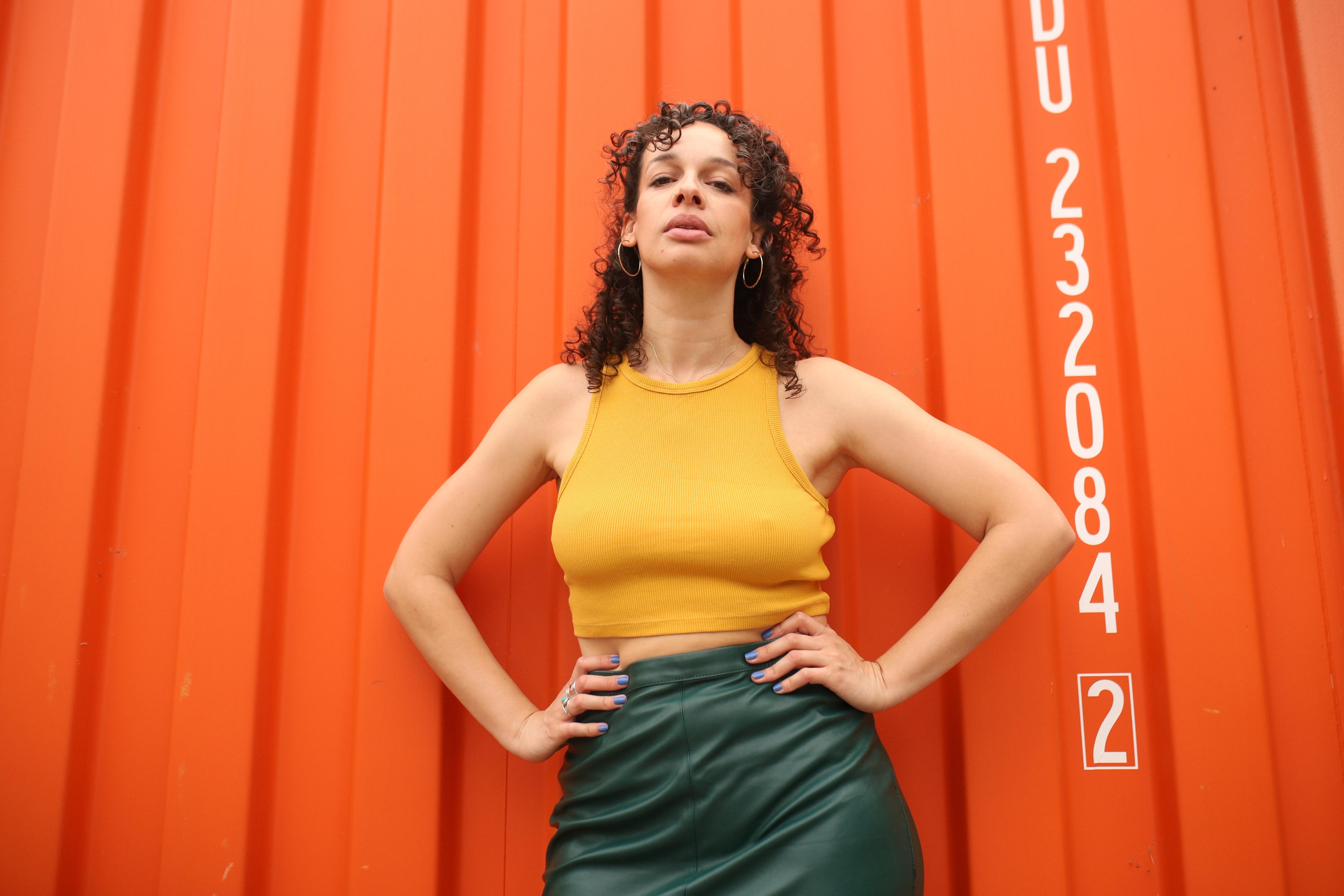 Frequências Selas: Resisting Voices | Caro Vola