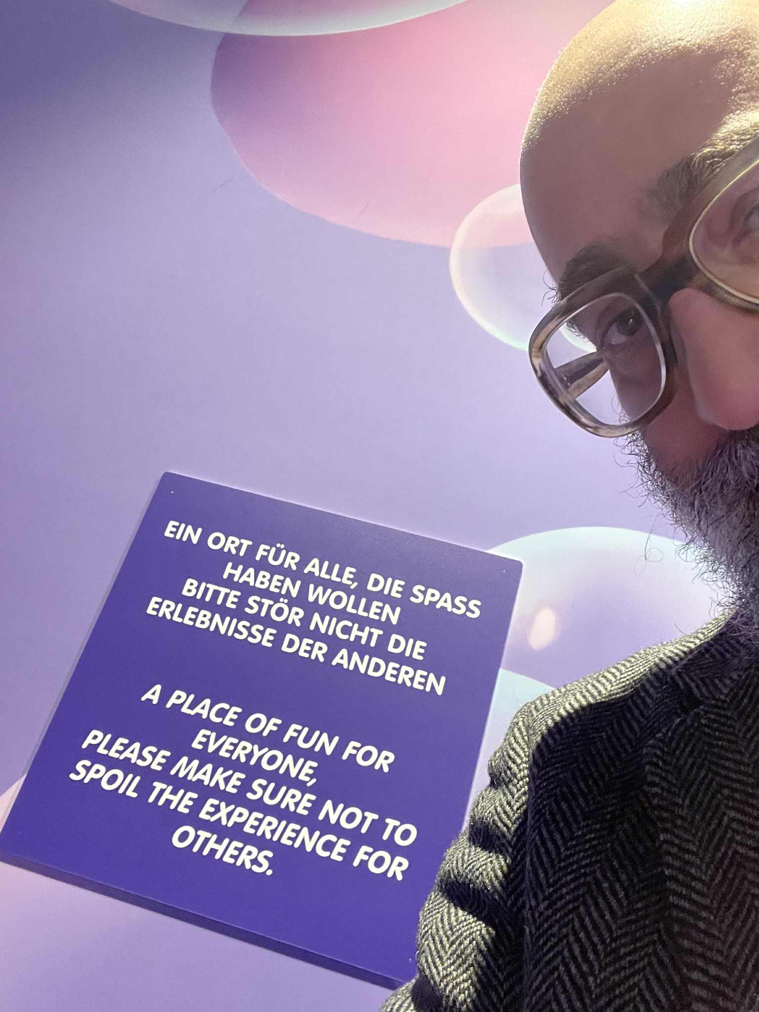 The Busted Bongo | D. Strauss