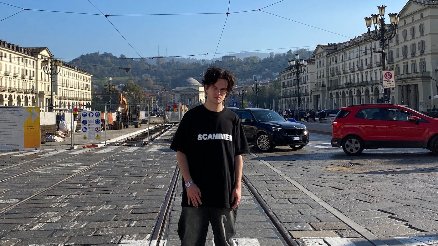 VERLAG VERLAG | Simone Antonioni 