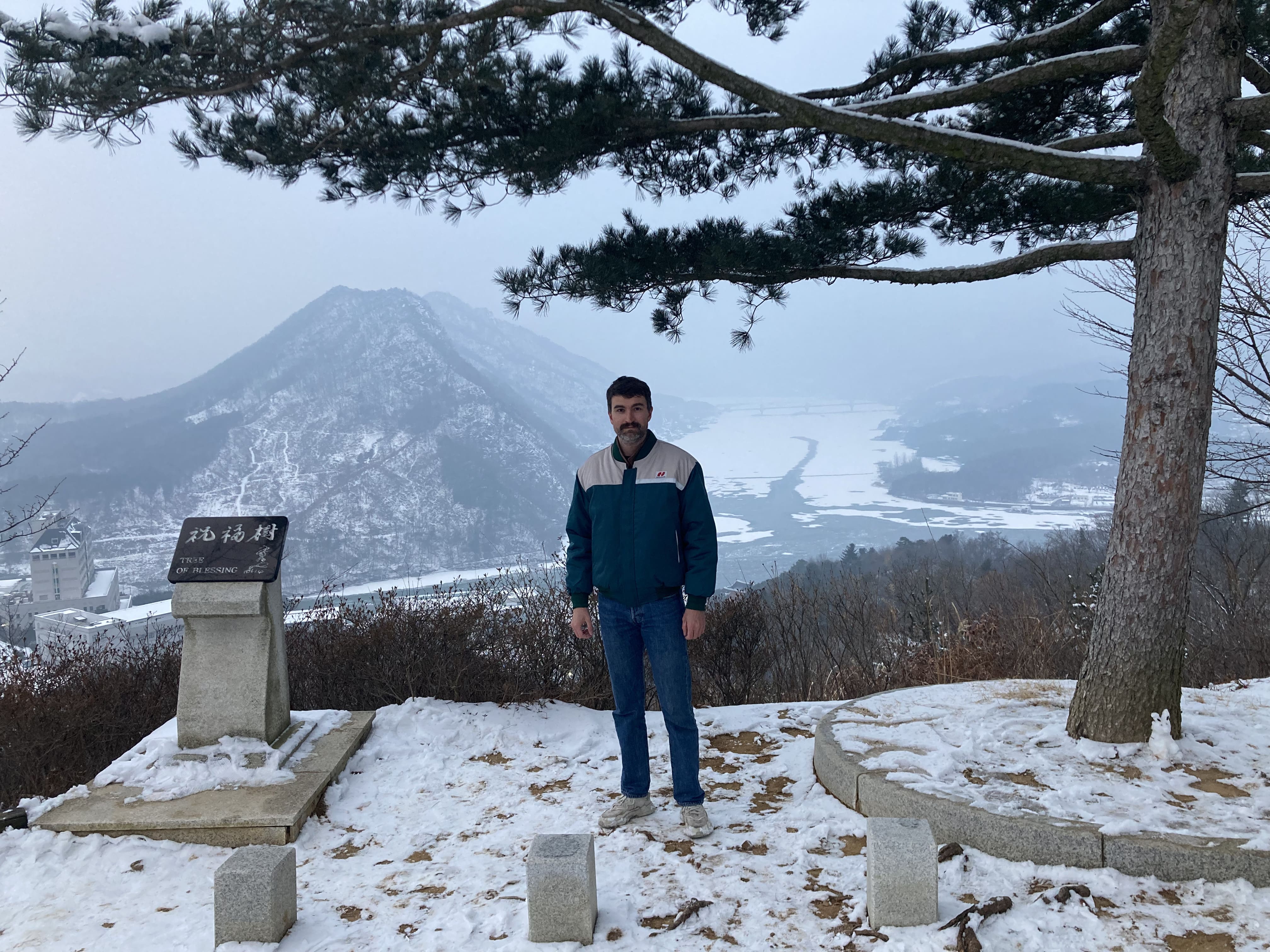 ContemporaryAdults: WINTER MELODIES | Alexander Crompton