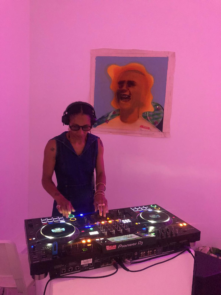 T11 x Paris Fashion Week | Femdelic