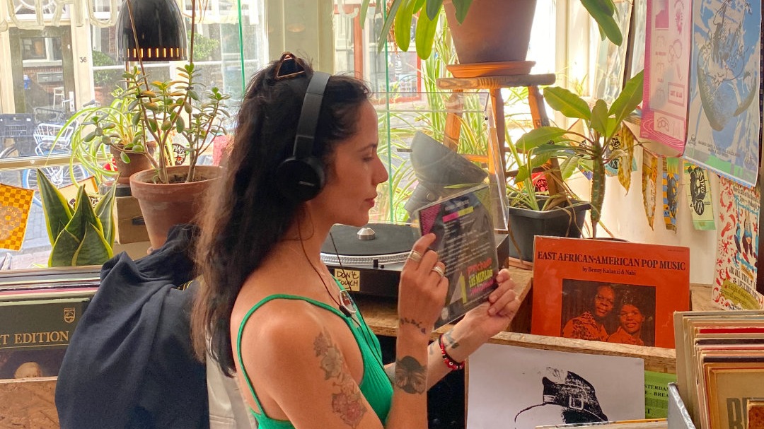 Music Shrine | Amuleto Manuela