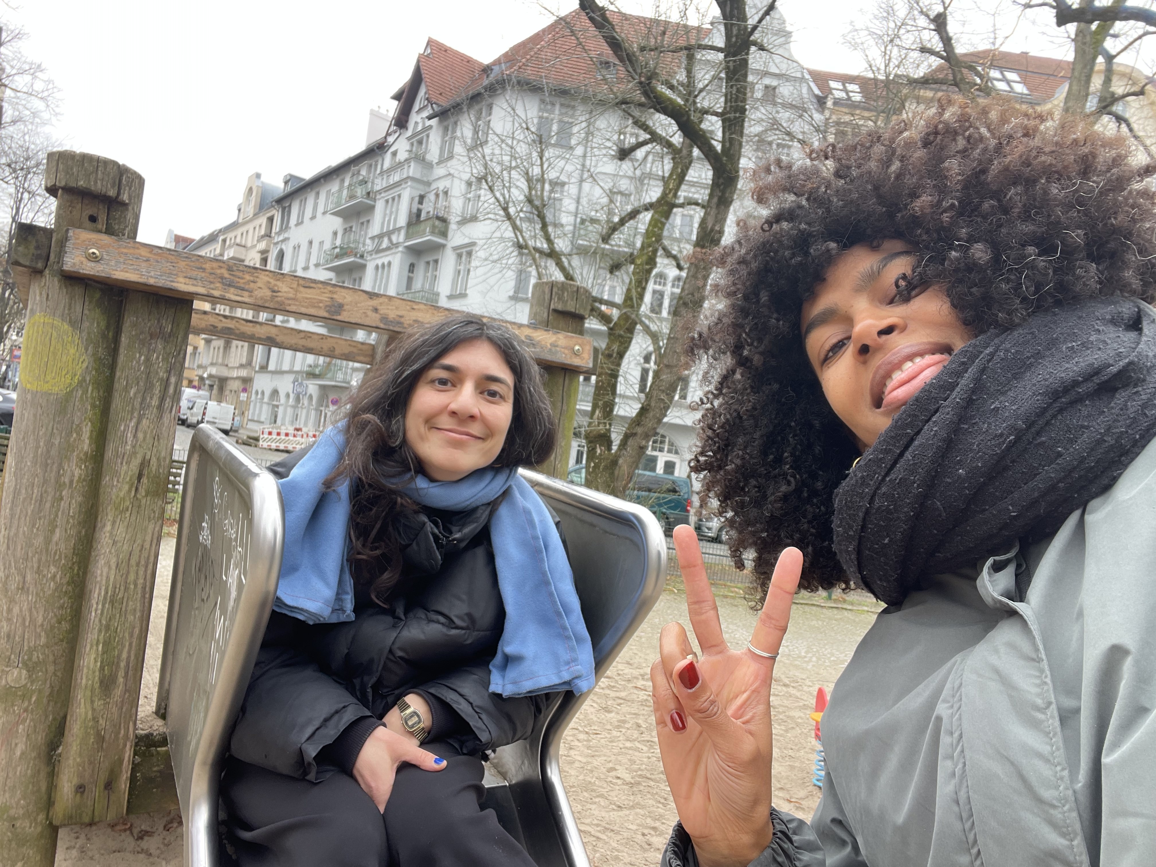 Awkward Aquarians | Leona & Raha