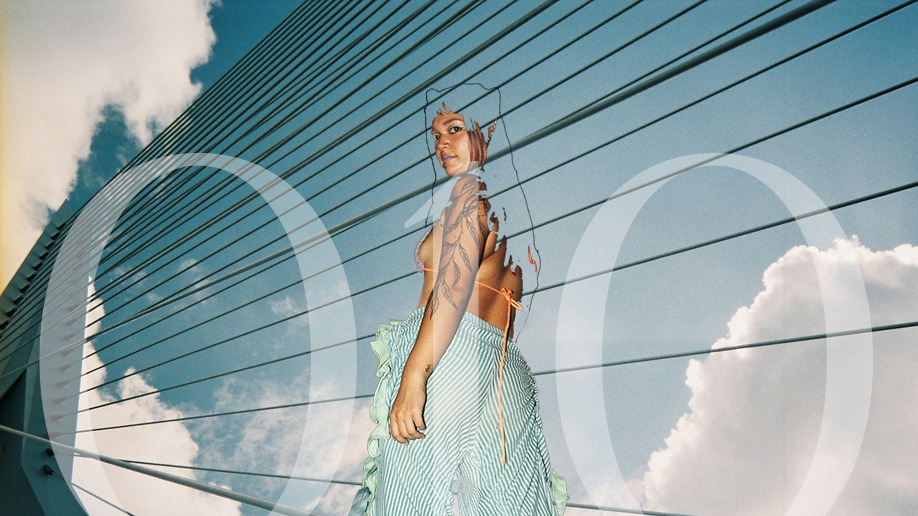 Camgurl | AMPFEMININE