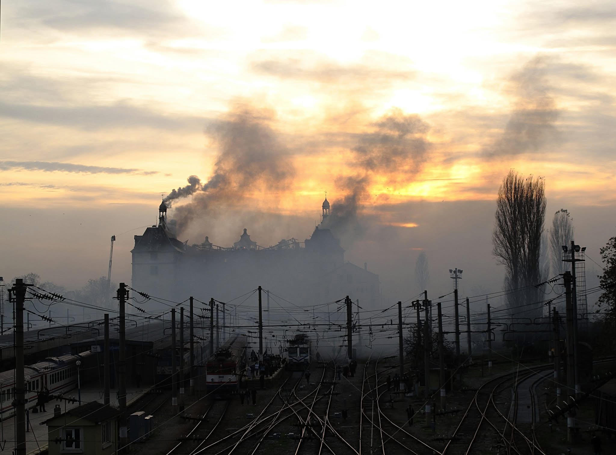 Bahnhof Within Radyo | Radyo Within Kollektiv