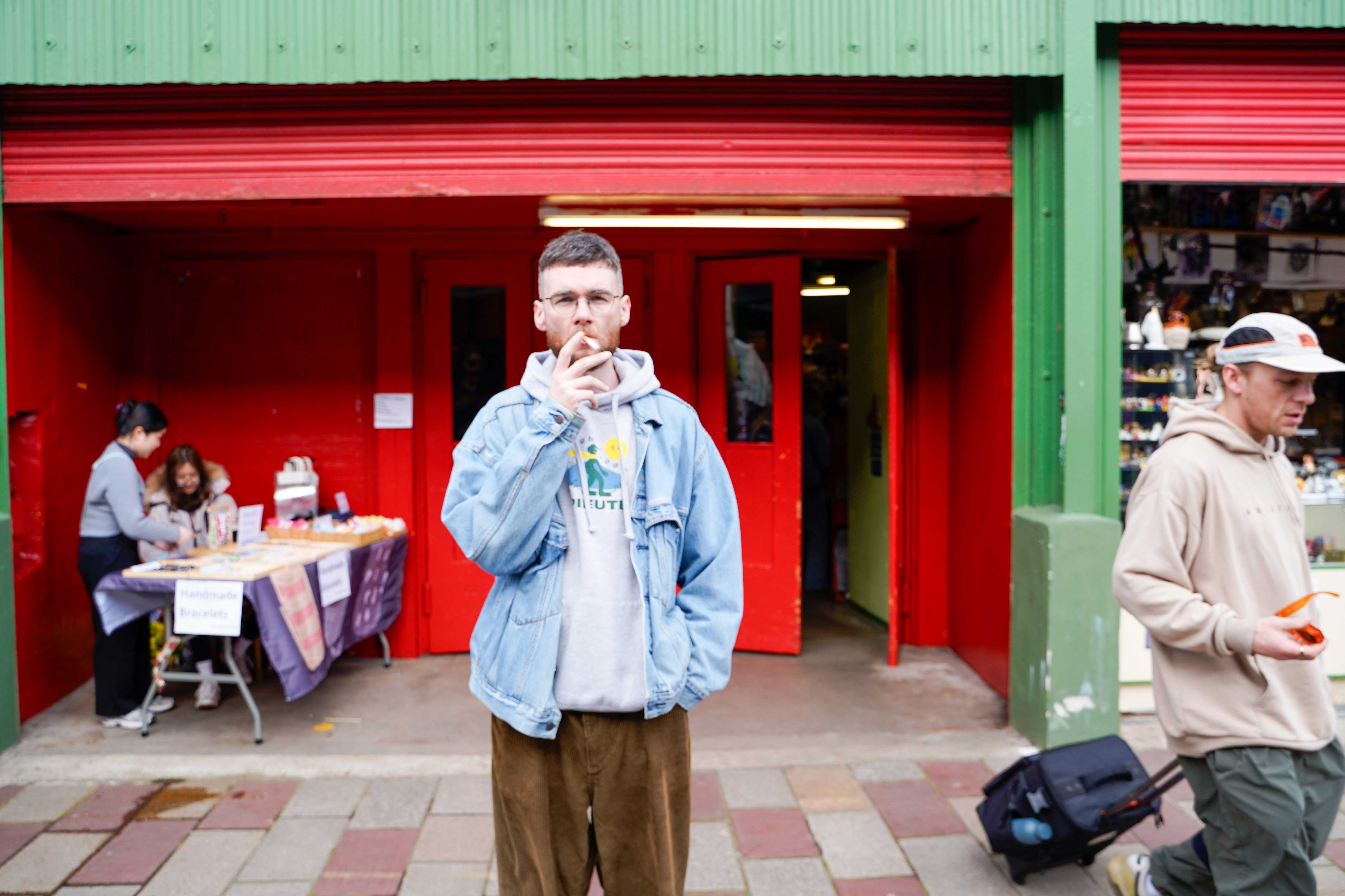 Here She Comes | James Hometown