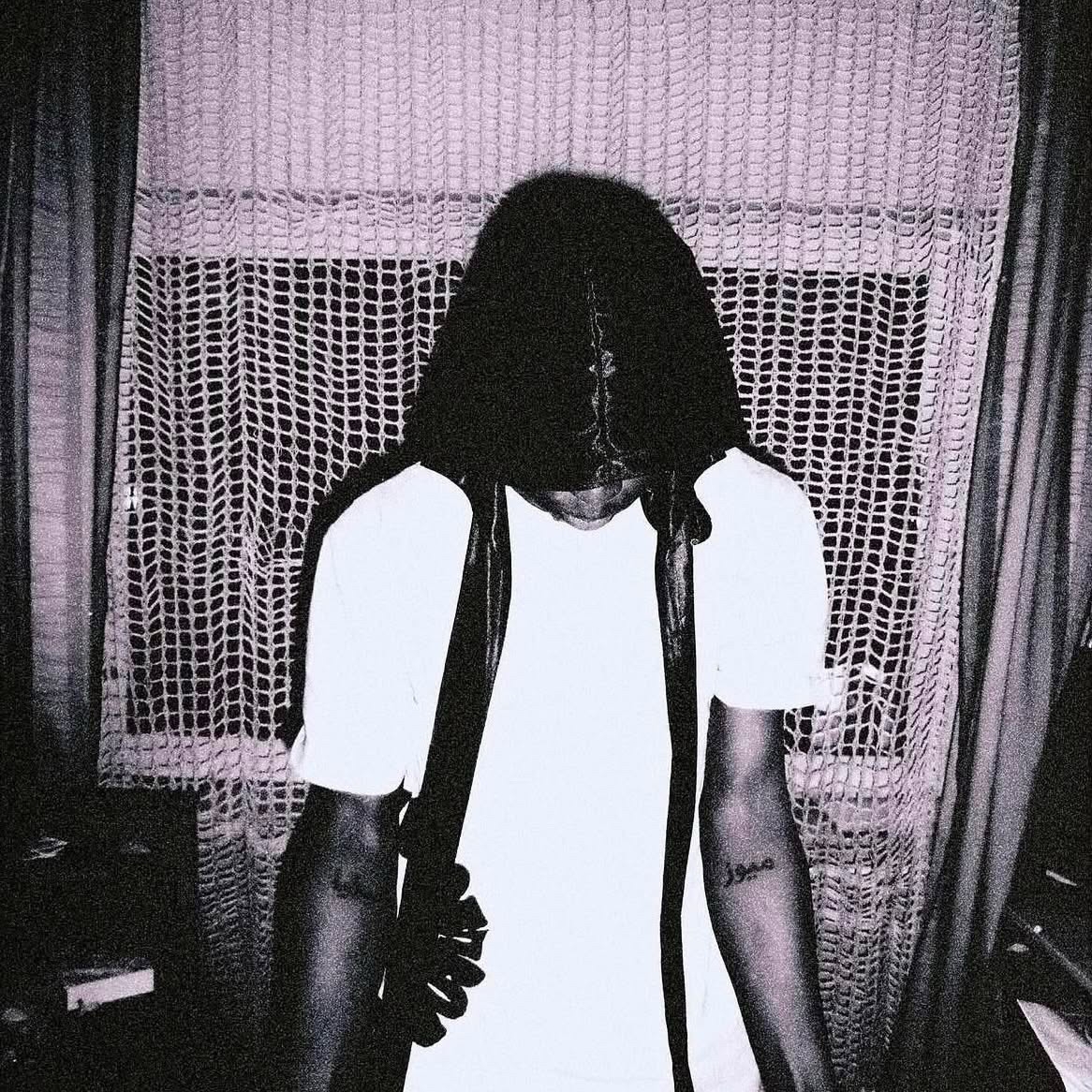 MAKAYABUNDO SOCIAL CLUB | Travis DEW